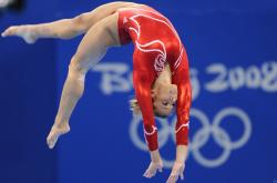 开云体育下载-拉文关键一击定乾坤，湖人战术打穿森林狼防线