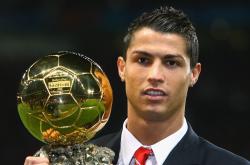 开云足球直播-英超争冠之夜，托尼关键节点连续得分改写格局