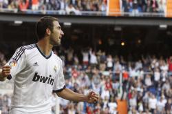 开云体育直播-当丁氏弧线划过威斯特法伦，德布劳内惊艳之夜与多特蒙德的战术启示