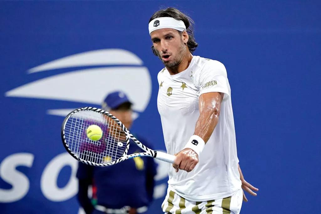 关于西班牙网球队轻取世界网球队，克耶高斯三分雨点燃全场的信息