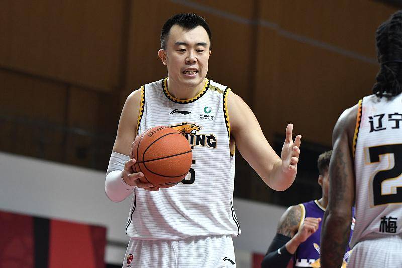 火箭逆转骑士，赵继伟刷新纪录