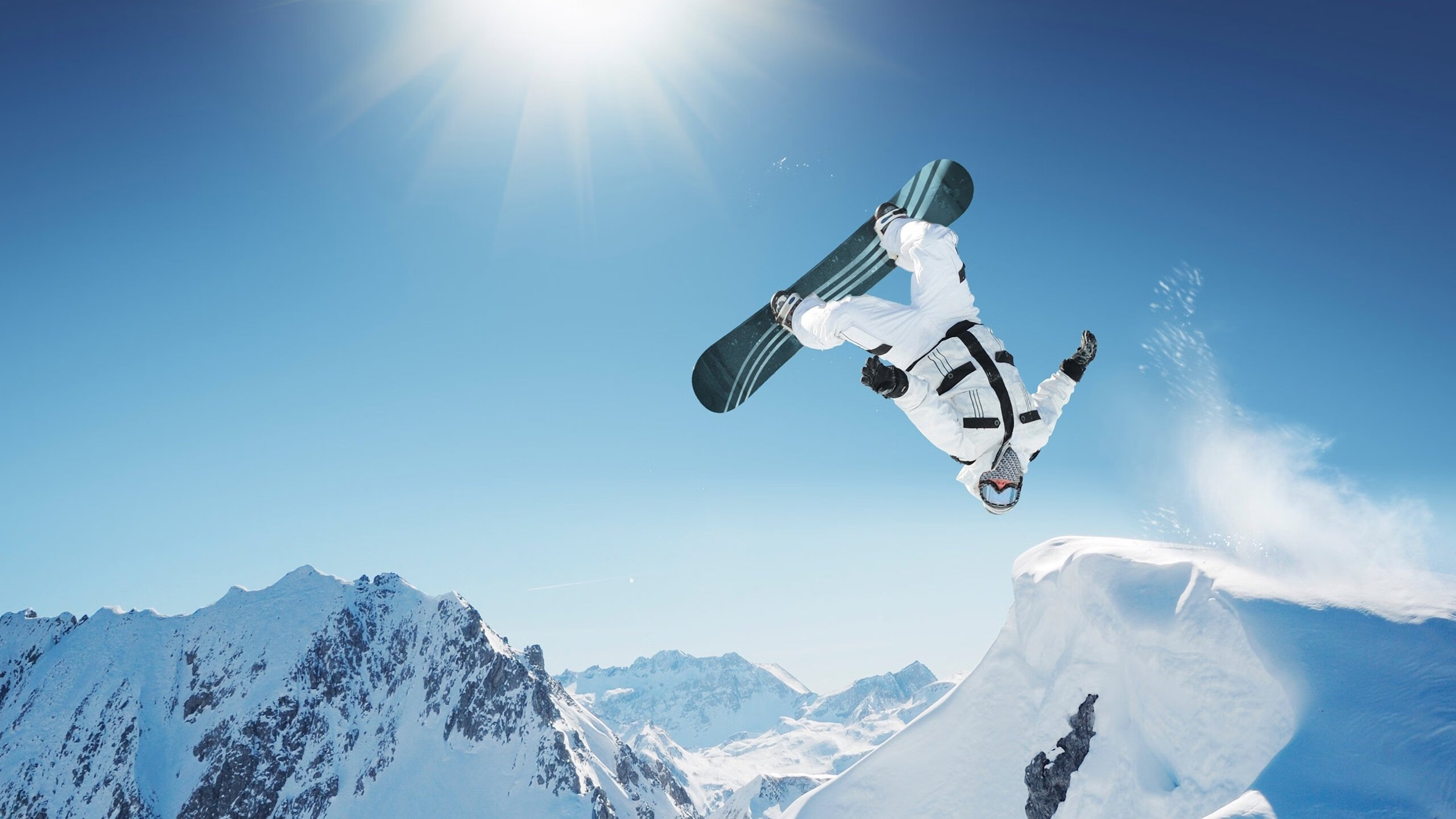 绿茵场外的总决赛之夜，德里赫特，稳定输出不掉线的防守艺术